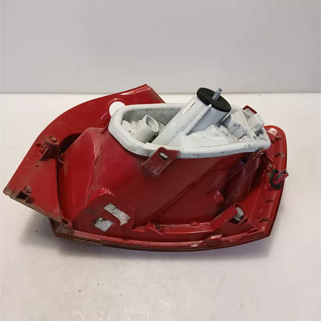 Fanale posteriore sinistro