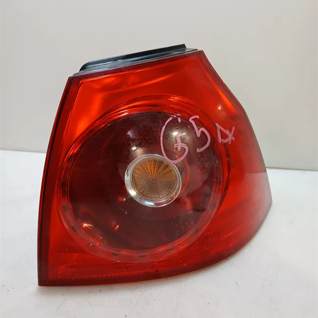 Fanale posteriore parte esterno destro