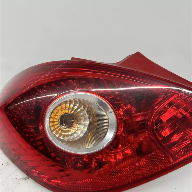 Fanale posteriore sinistro