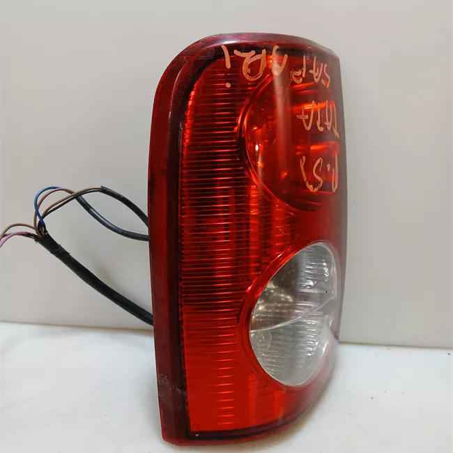 Fanale posteriore sinistro