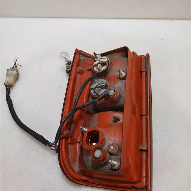 Fanale posteriore sinistro