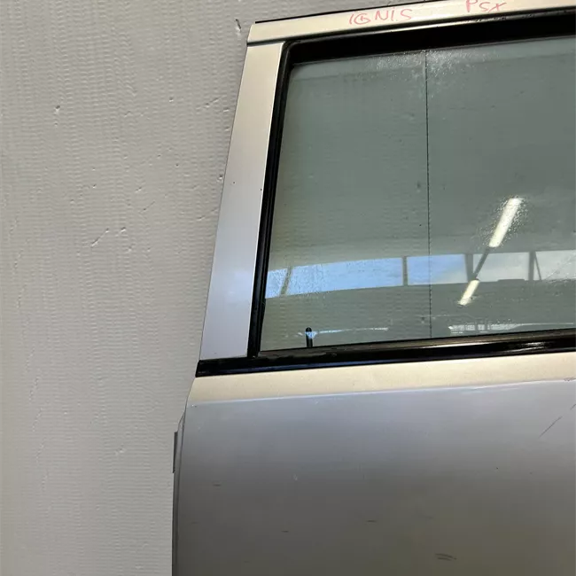 Porta posteriore sinistra