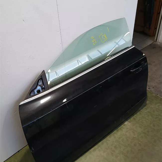 Porta anteriore sinistra