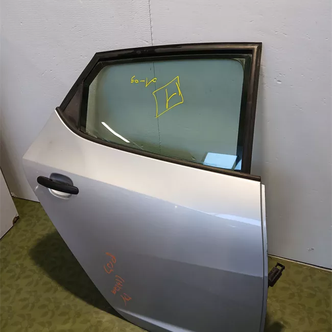 Porta posteriore destra