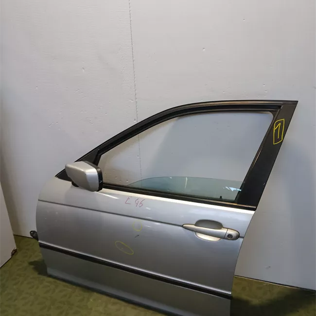 Porta anteriore sinistra