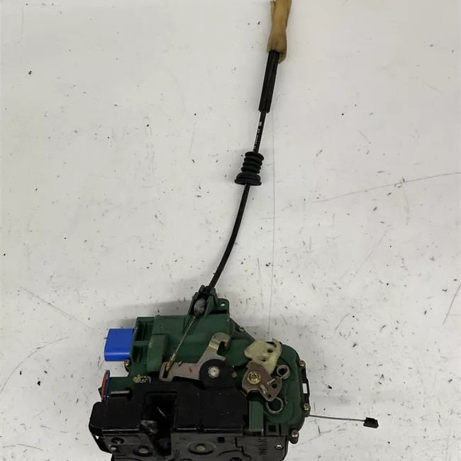 Serratura porta anteriore destra