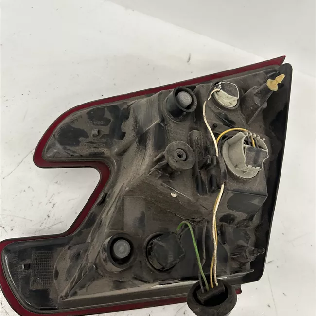 Fanale posteriore parte interno sinistro