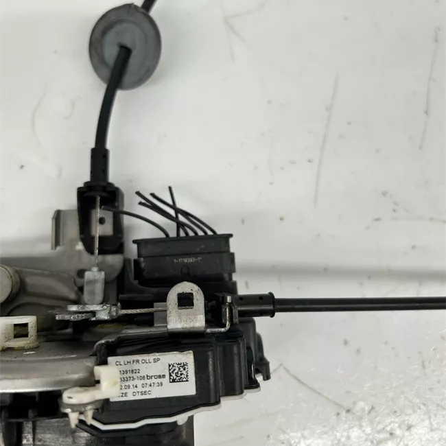 Serratura porta anteriore sinistra