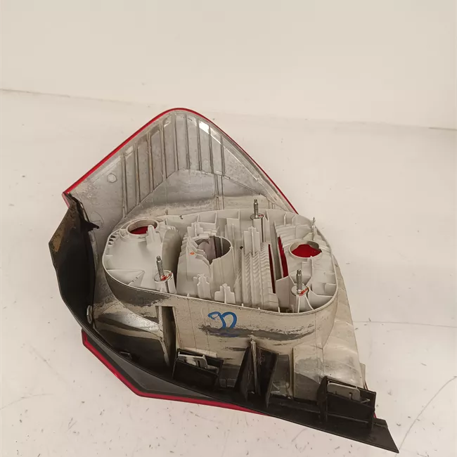 Fanale posteriore sinistro