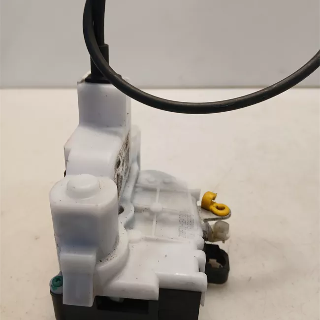 Serratura porta anteriore sinistra