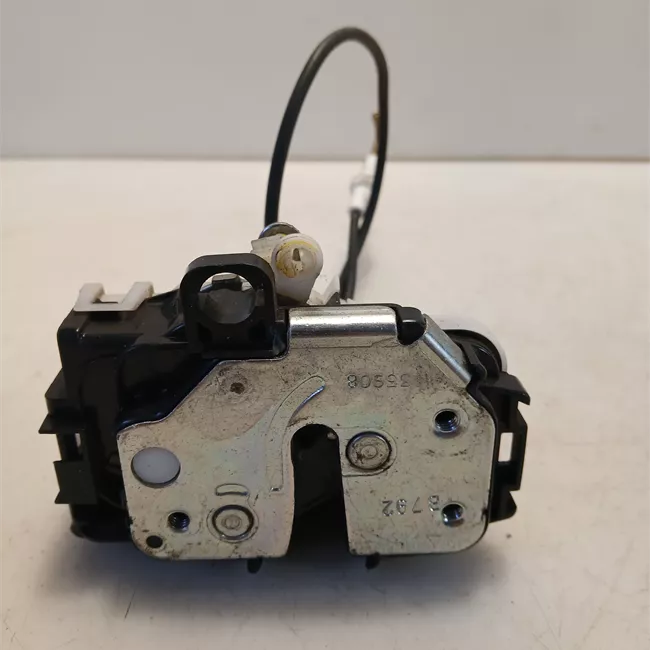 Serratura porta anteriore sinistra