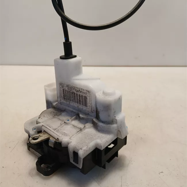 Serratura porta anteriore destra