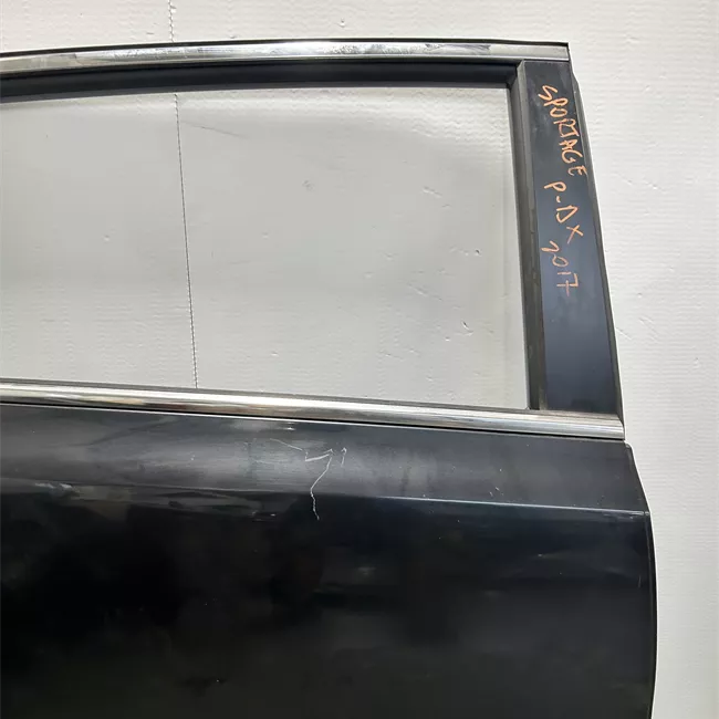 Porta posteriore destra