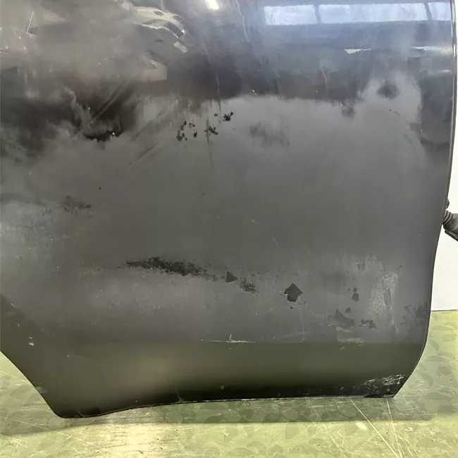 Porta posteriore destra