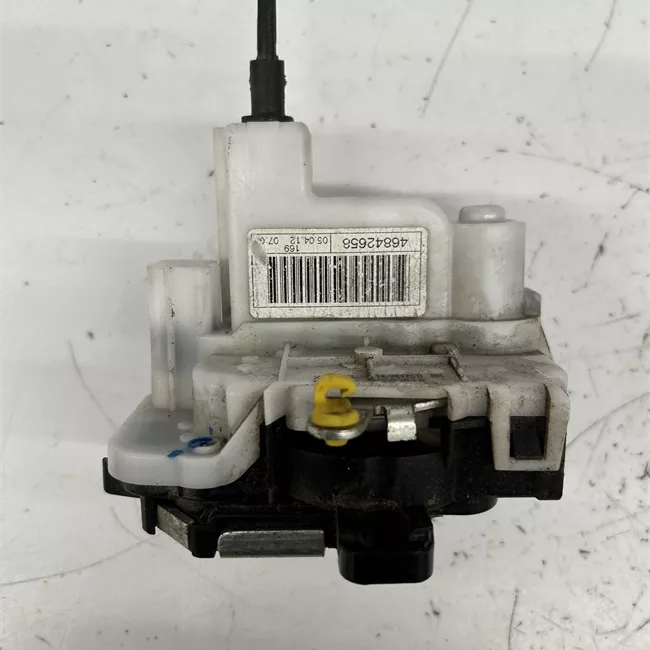 Serratura porta anteriore destra