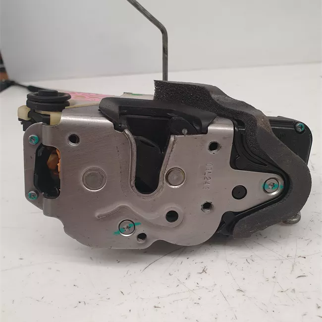 Serratura porta posteriore destra