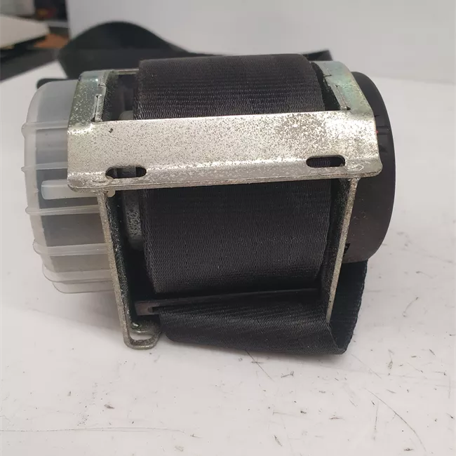 Cintura di sicurezza anteriore destra B6