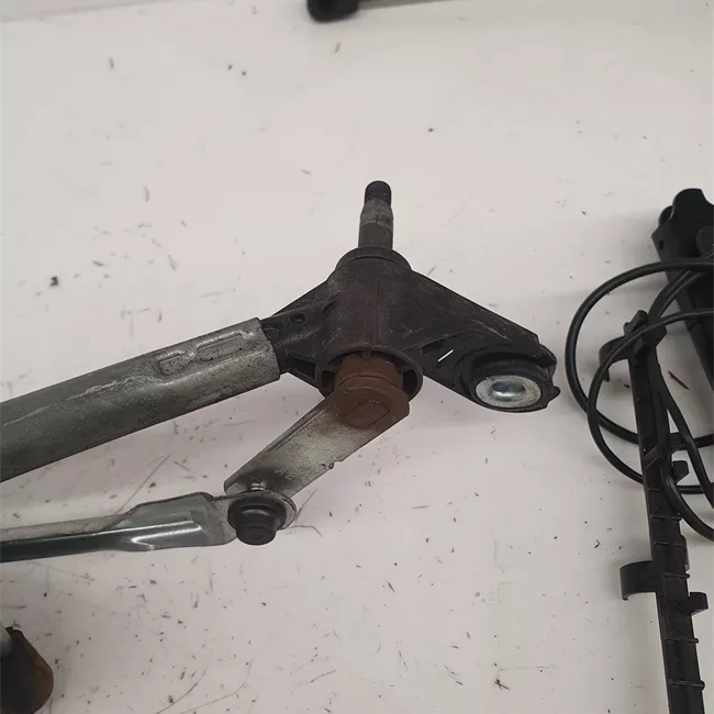 Motorino tergiparabrezza