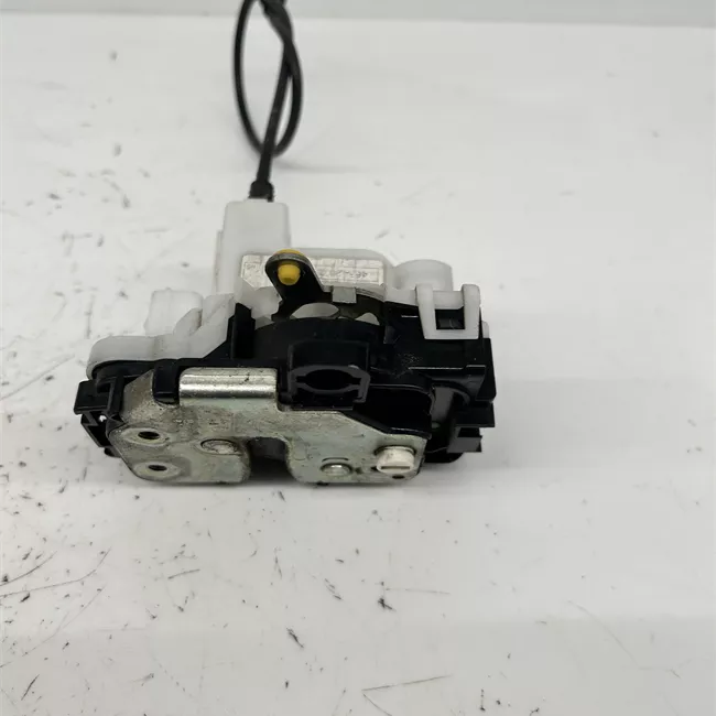 Serratura porta posteriore destra