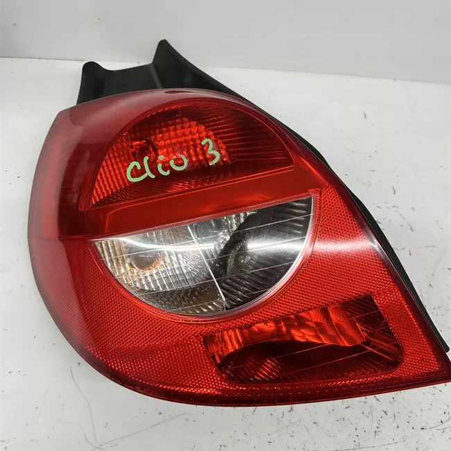 Fanale posteriore sinistro