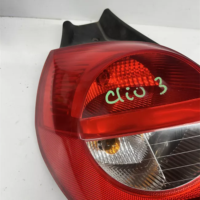 Fanale posteriore sinistro