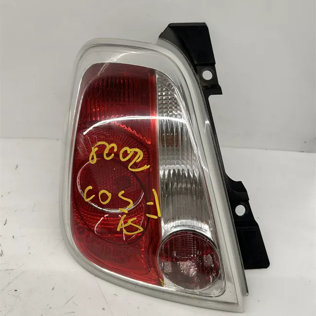 Fanale posteriore sinistro