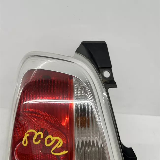 Fanale posteriore sinistro