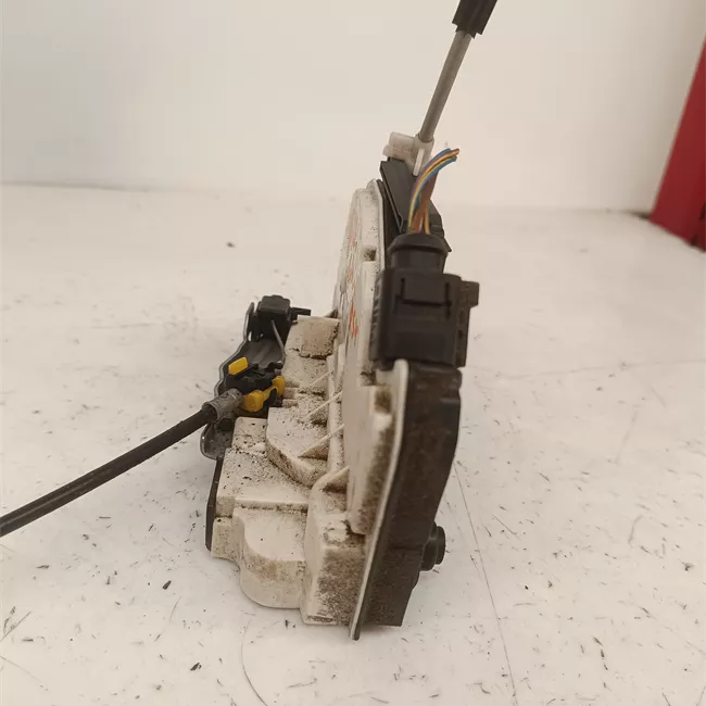 Serratura porta posteriore sinistra