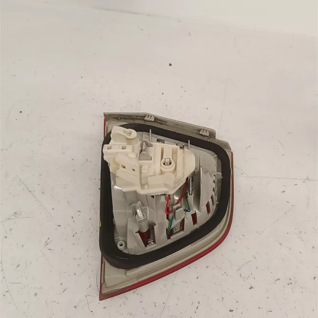 Fanale posteriore parte interno sinistro