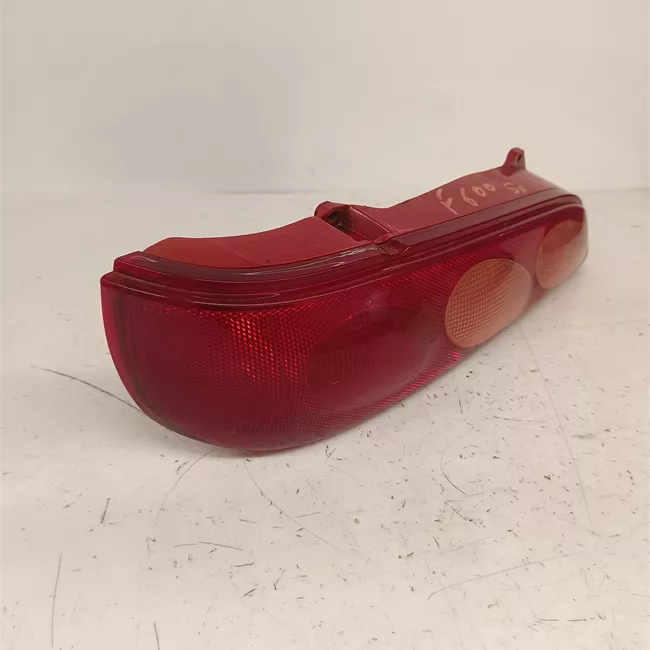 Fanale posteriore sinistro