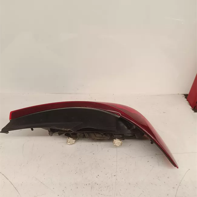 Fanale posteriore sinistro