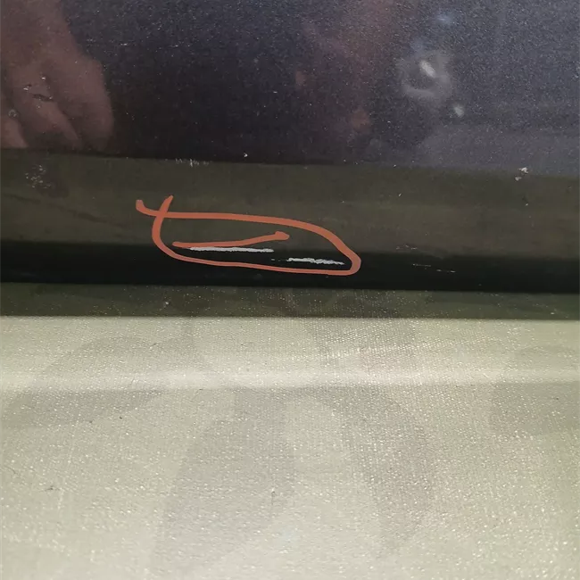 Porta anteriore destra