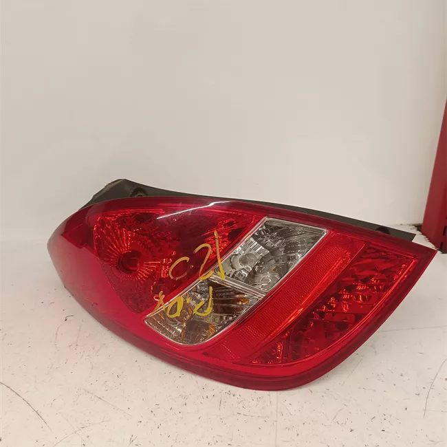 Fanale posteriore sinistro