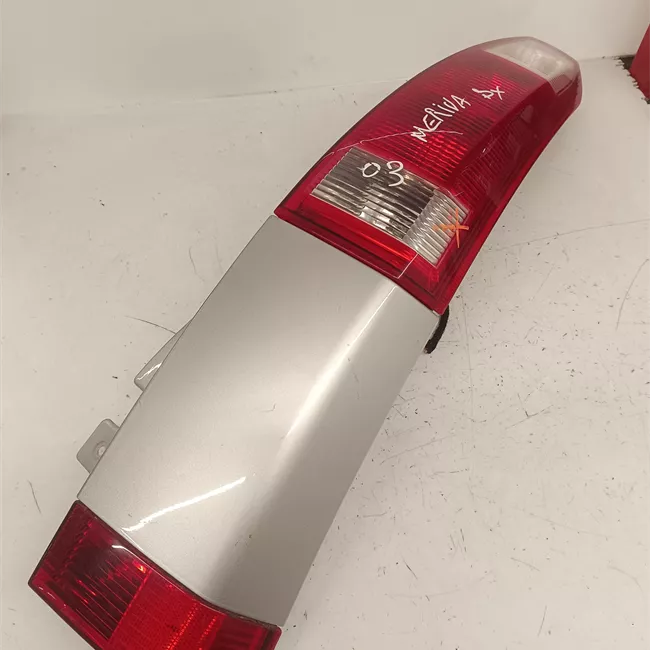 Fanale posteriore destro