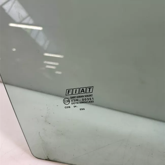 Scendente porta anteriore destro