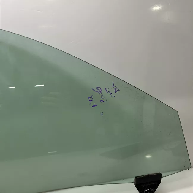 Scendente porta anteriore destro verde