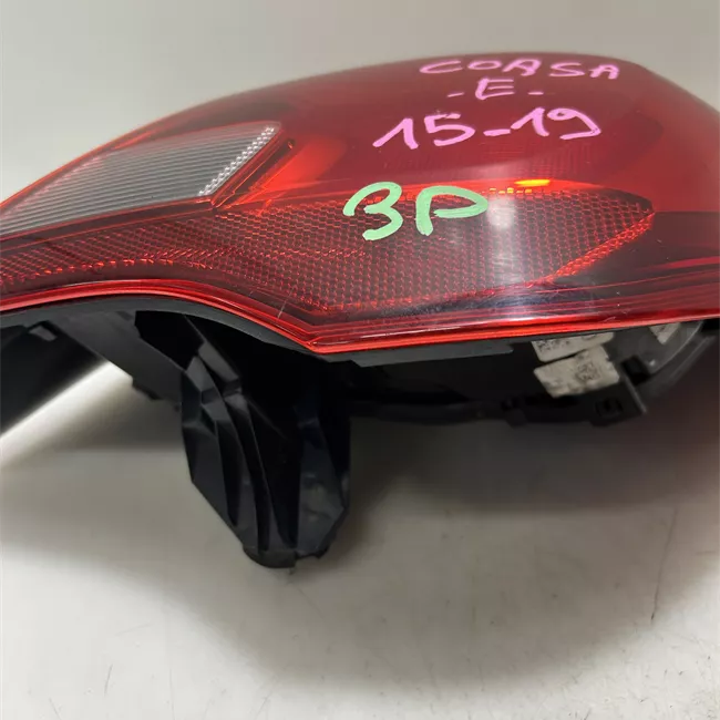 Fanale posteriore parte esterno destro