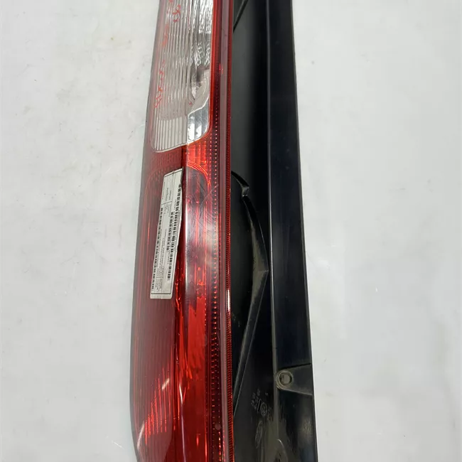 Fanale posteriore sinistro