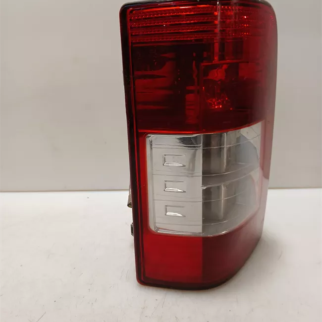 Fanale posteriore sinistro DAM 10535FV>