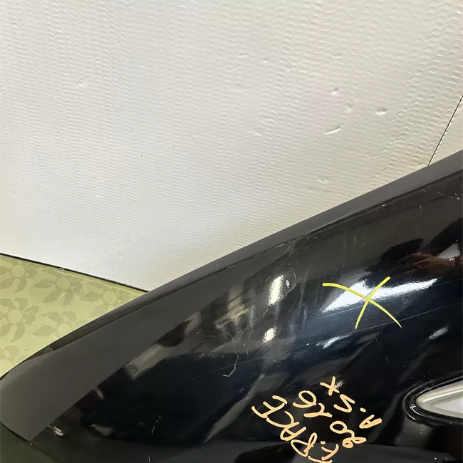 Parafango anteriore sinistro