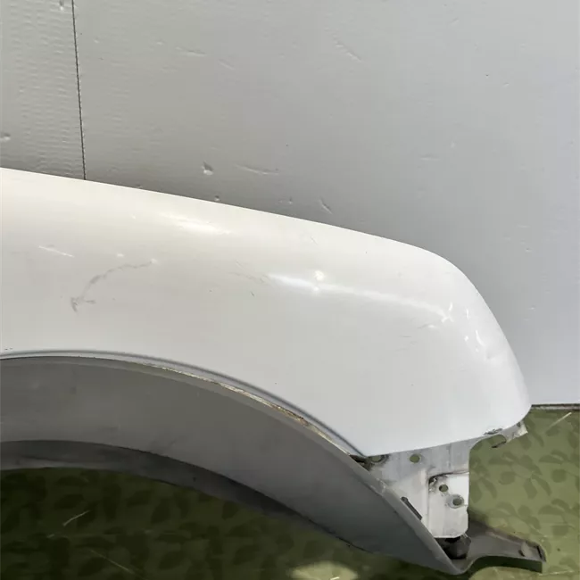 Parafango anteriore destro