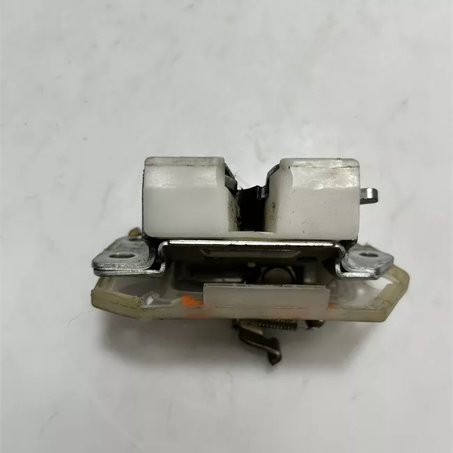 Serratura portello posteriore