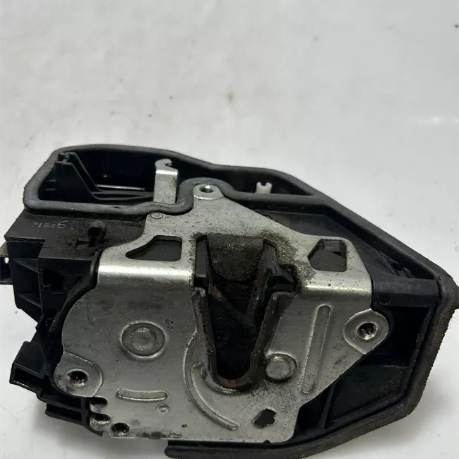 Serratura porta posteriore destra