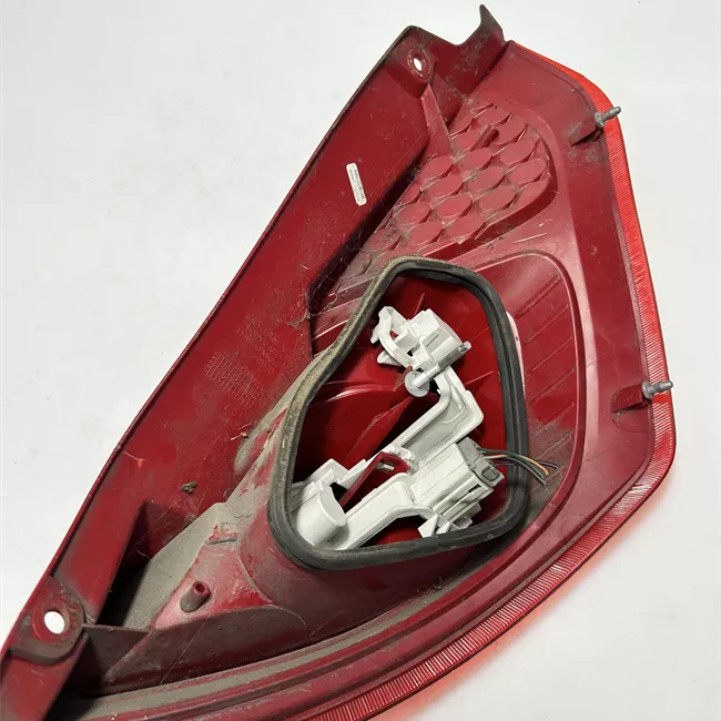 Fanale posteriore sinistro