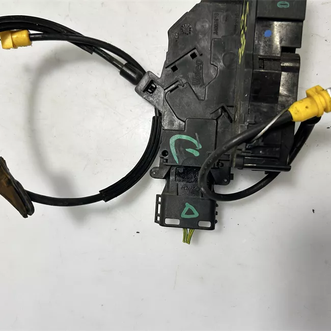 Serratura porta posteriore sinistra con chiusura singola