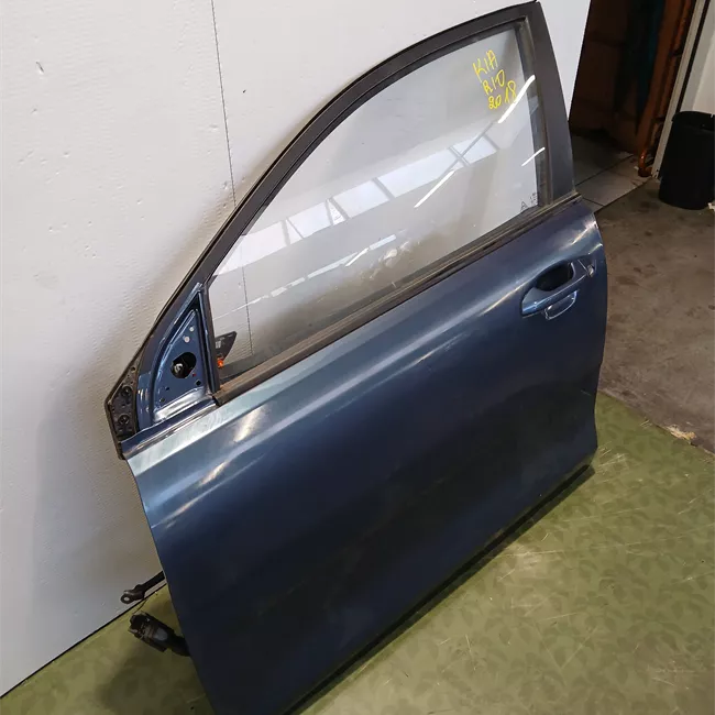 Porta anteriore sinistra