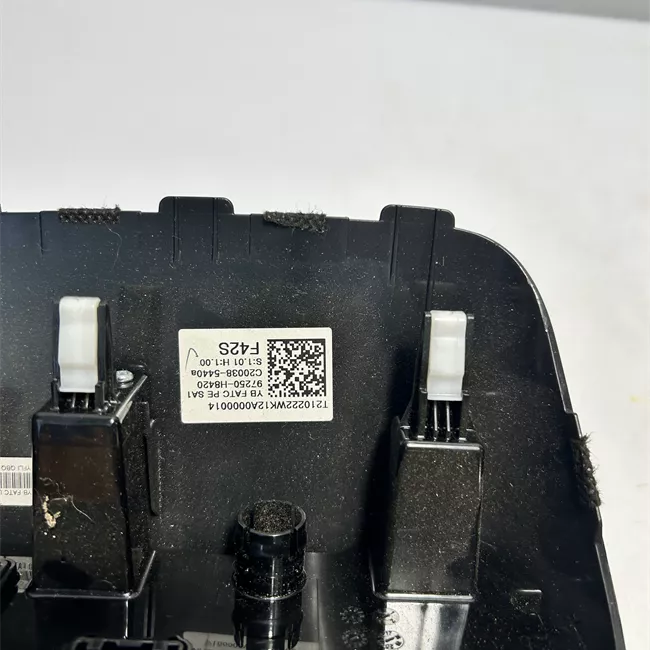 Blocco comando climatizzazione aria condizionata automatico/PTC