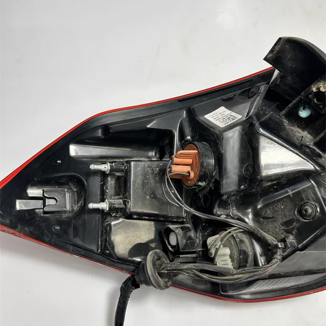 Fanale posteriore parte esterno destro