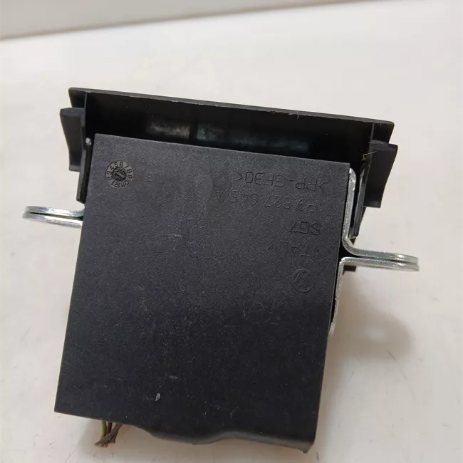 Serratura portello posteriore Nero