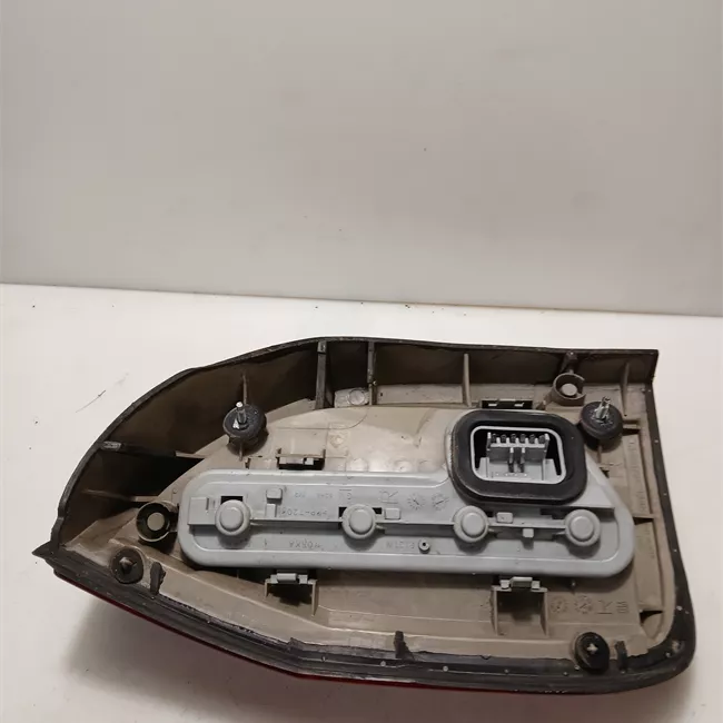 Fanale posteriore destro t.32123350>